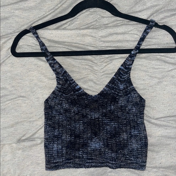 Knit crop top - Picture 2 of 3